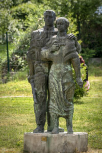 Скулптурни фигури в музея на социалистическото изкуство