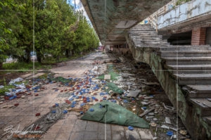 Пълна разруха в националния плувен комплекс "Червено знаме"