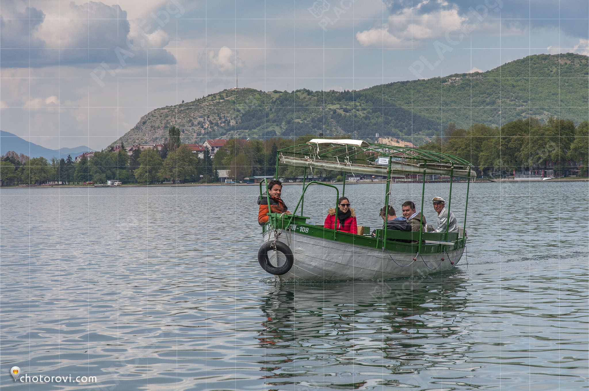 Разходката с лодка по Охридското езеро около Охрид