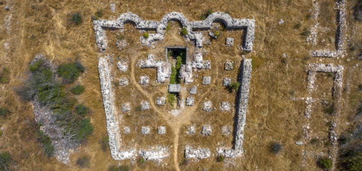 Пароройски манастир