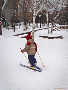 Първи крачки със ски на краката