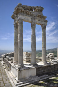 Древният град Пергам - Храмът на Траян