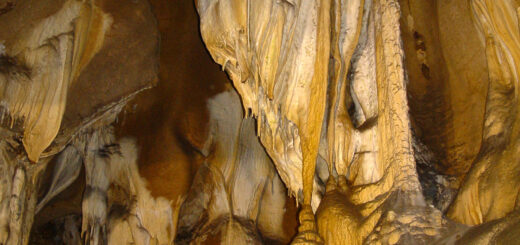 Пещера Бачо Киро