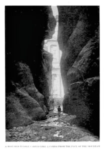 Архивна снимка на Al-Siq в Петра, когато е посетена от Лорънс Арабски