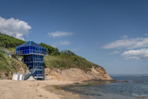 "Нещото" на плаж Росенец