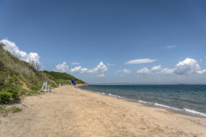 Плаж Росенец извън сезона