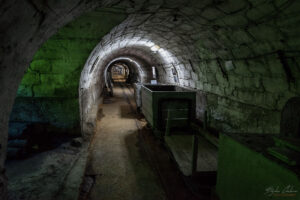 Входните галерии с възстановка на руднични вагонетки