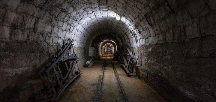 Подземен минен музей в Перник