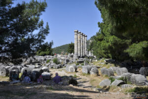 Храмът на Атина в Приене