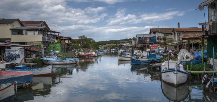 Рибарско селище "Ченгене скеле"