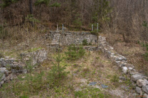 Съборната раннохристиянска църква до крепостта Шишманово кале