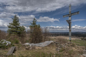 Кръст издигнат в късноантичната крепост Шишманово кале