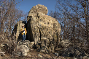 Други интересни скални форми около скалния феномен Главата