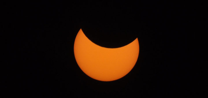 Слънчево затъмнение