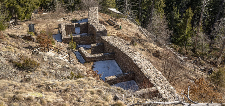 Смолянска крепост „Калето“ – „Аетос“