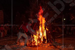 Запалване на сурвакарския огън