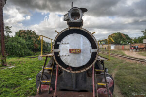 ЖП гара Тринидад - изоставен парен локомотив