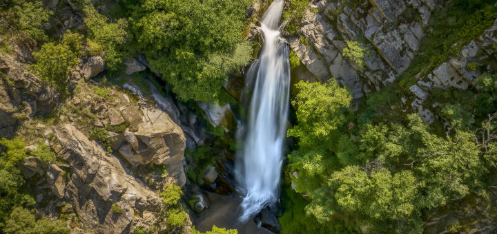 Влахински водопад Скакалото
