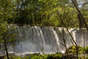 Водопад край село Първенец