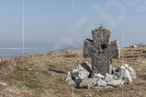 Връх Петровски кръст