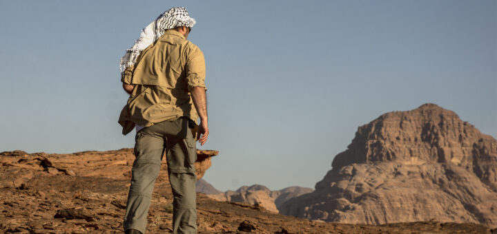 Пешеходен (hiking) тур в пустинята Вади Рум