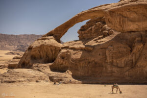 Джип (4&times;4) тур в пустинята Вади Рум - Puente Natural - rock bridge